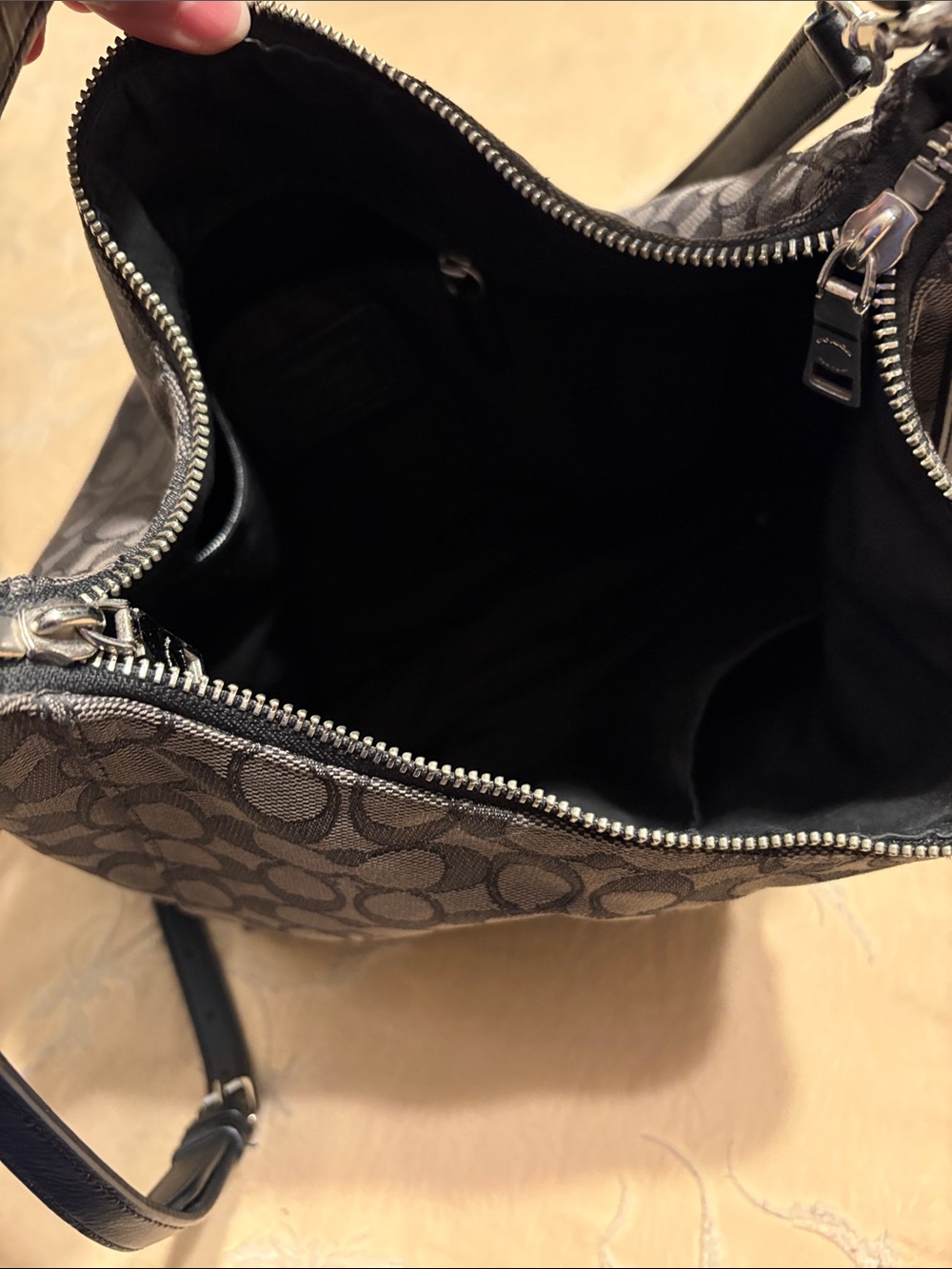 Coach Black Signature Canvas Shoulder Hobo - Picture 2 of 12
